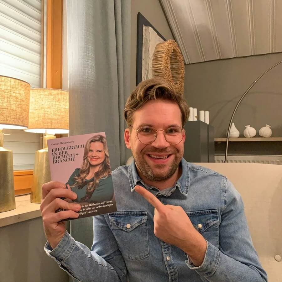 Leser:in 4 mit dem Buch „Erfolgreich in der Hochzeitsbranche“